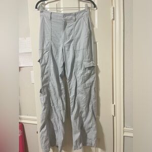 NWOT HOLLISTER CARGO PANTS LIGHT/AIRY LIGHT BLUE WITH MANY POCKETS